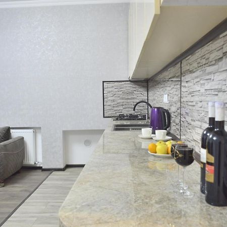 Mtatsmindaze Hotel Tbilisi Ngoại thất bức ảnh