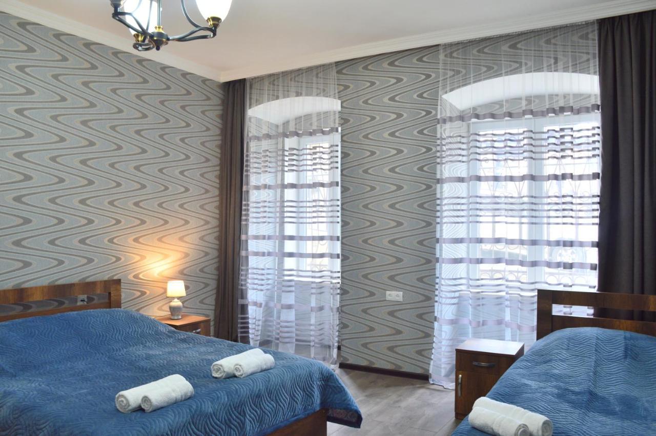 Mtatsmindaze Hotel Tbilisi Ngoại thất bức ảnh